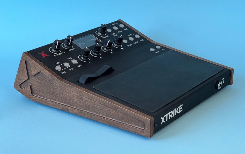 合成器演奏新形式：X Audio Systems 发布触控式合成器 XTRIKEJzFlex - 专业音乐制作社区JzFlex